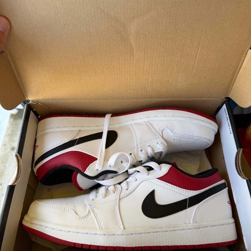 Nike White and Red Sneakers